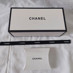 Chanel White and Black Gift Box Set